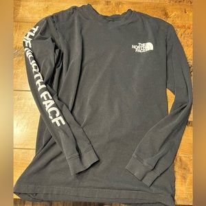The North face men’s long sleeve shirt